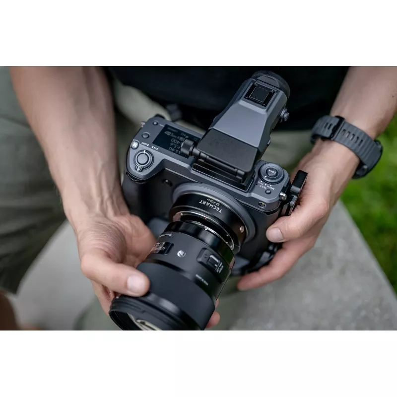 Adapter bagnetowy Techart EF-FG01+ - Canon EF / Fujifilm G