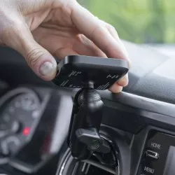 Peak Design Mobile 20mm Ball Adapter Charging - 20mm Adapter Kulowy z ładowaniem- Czarny