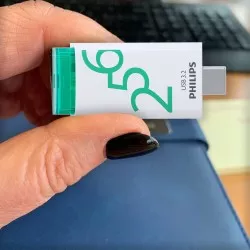 Philips USB 3.2            256GB Click Series Gen 1 USB-C