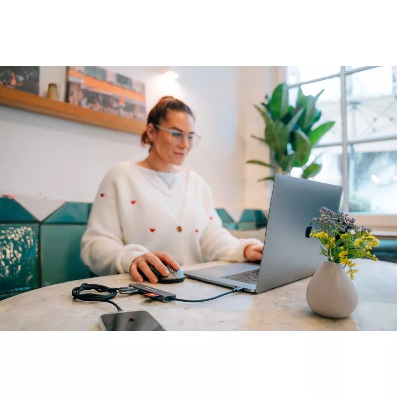 Verbatim Plectra Black 128GB USB-C Flash Drive          30225