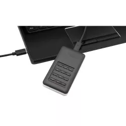 Verbatim Store n Go SSD    256GB Secure Portable USB 3.1    53402