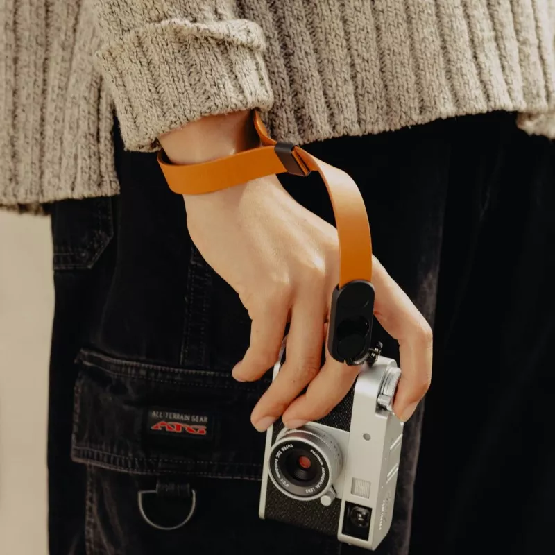 Pasek Na Nadgarstek Peak Design Cuff Leather Amber - bursztynowy