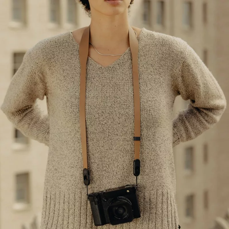 Pasek Peak Design Form Leather Camera Strap Standard Tan - brązowy