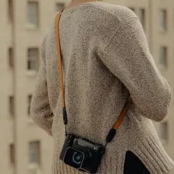 Pasek Peak Design Form Leather Camera Strap Standard Amber - bursztynowy