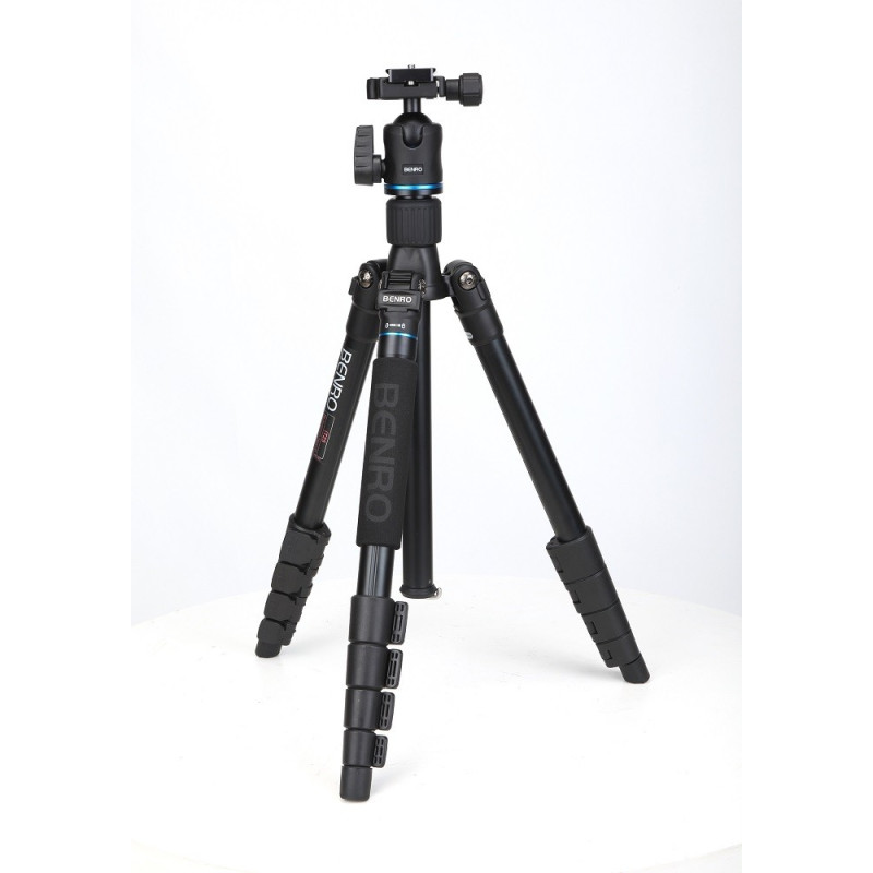 Benro statyw IT25 z głowica IH1