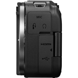 Canon EOS R50 V z RF-S 14-30mm f/4-6.3 IS STM PZ