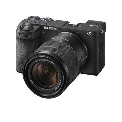 Sony A6700 z obiektywem 18-135mm + cashback 500 zł + rabat 1000 zł na obiektyw E 70-350mm f/4.5-6.3 + studencki cashback 900 zł