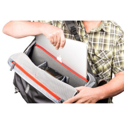 ThinkTank PhotoCross 15 Backpack Carbon