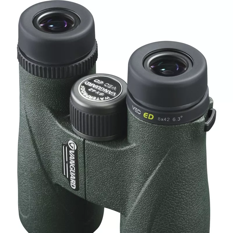 Vanguard VEO ED 8420 Binocular