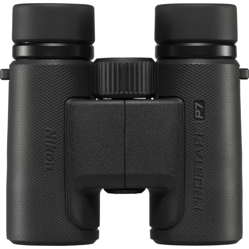 Nikon Prostaff P7  8x30