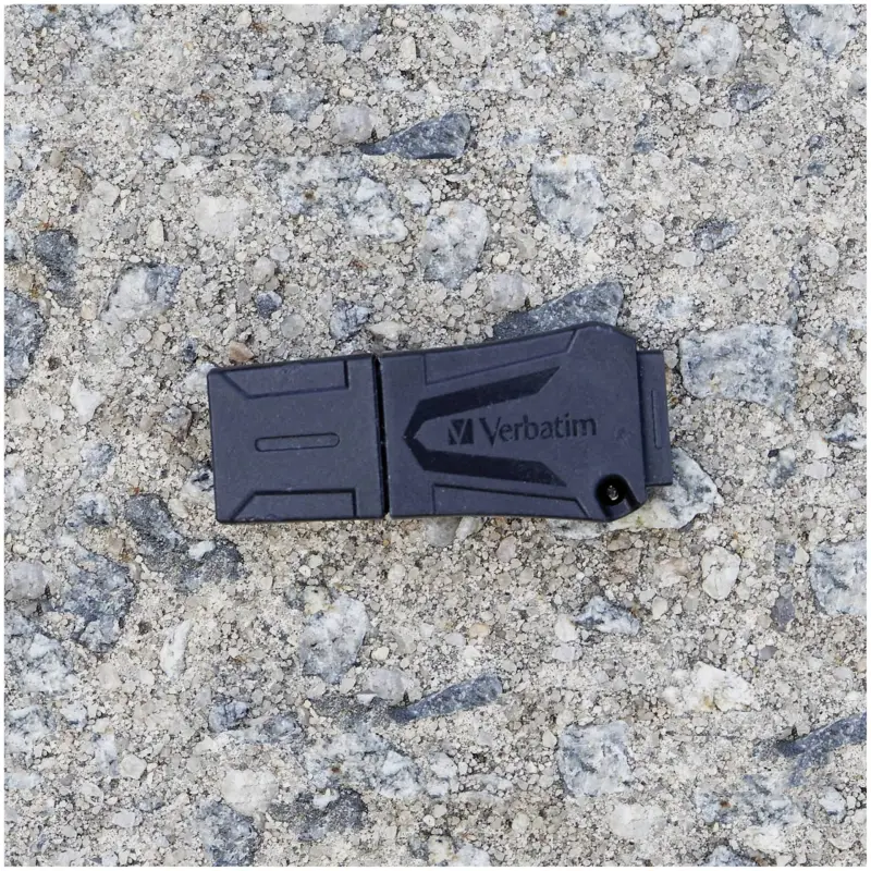 Verbatim ToughMAX USB 2.0   16GB