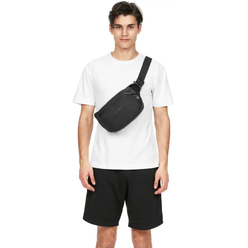 Pacsafe Vibe 100 hip pack jet black