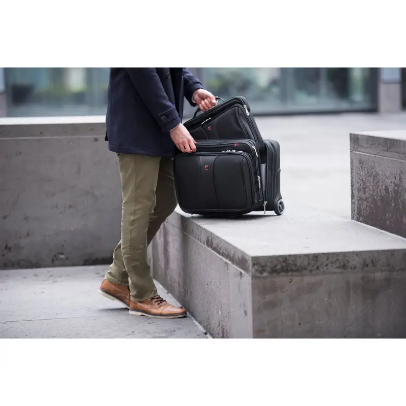 Wenger Patriot II Trolley na laptop 15,4 / 17  czarny