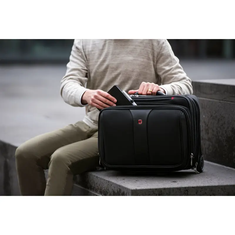 Wenger Patriot II Trolley na laptop 15,4 / 17  czarny