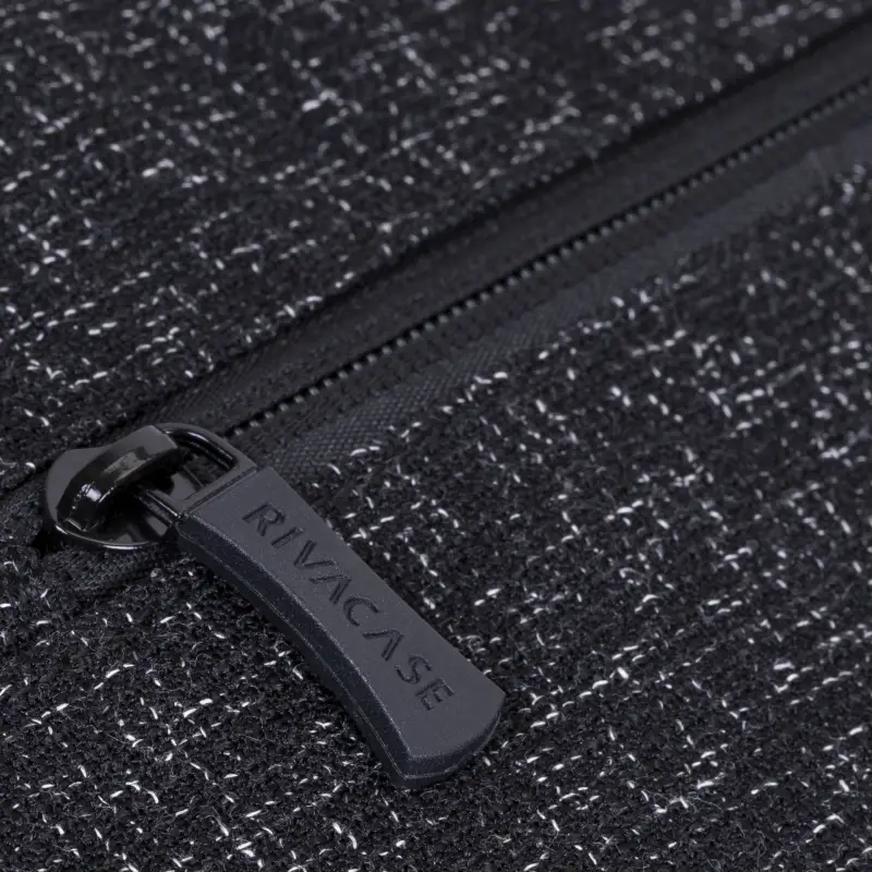 Rivacase 7915 Laptop Sleeve 15,6  with Handles black