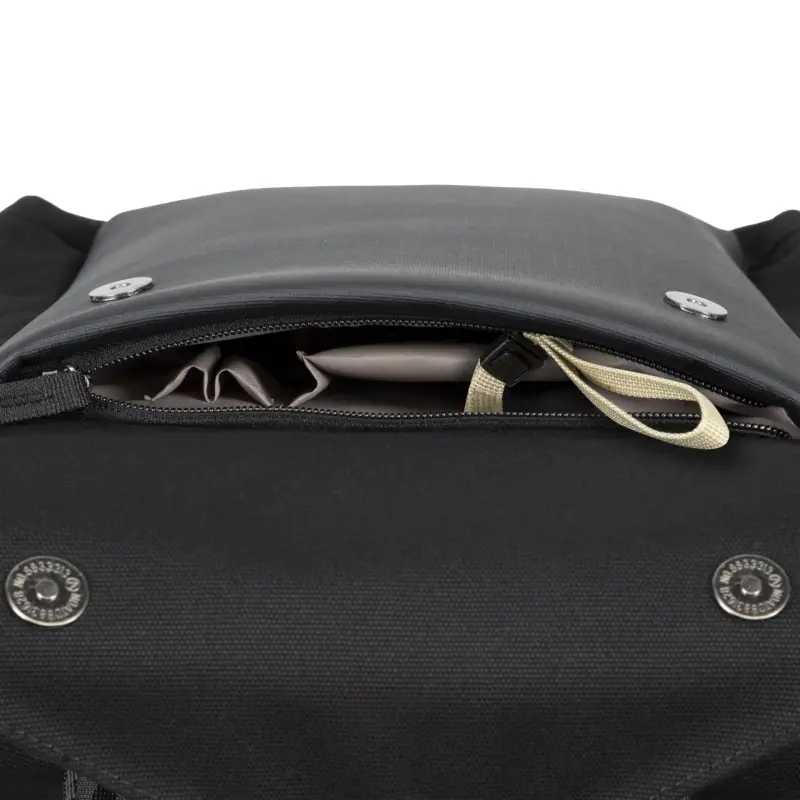 Rivacase 8524 Laptop Backpack 14  black