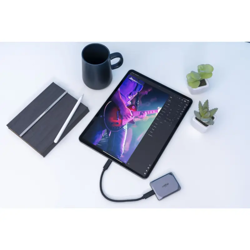 Crucial X9 Pro               1TB Portable SSD USB 3.2 Type-C