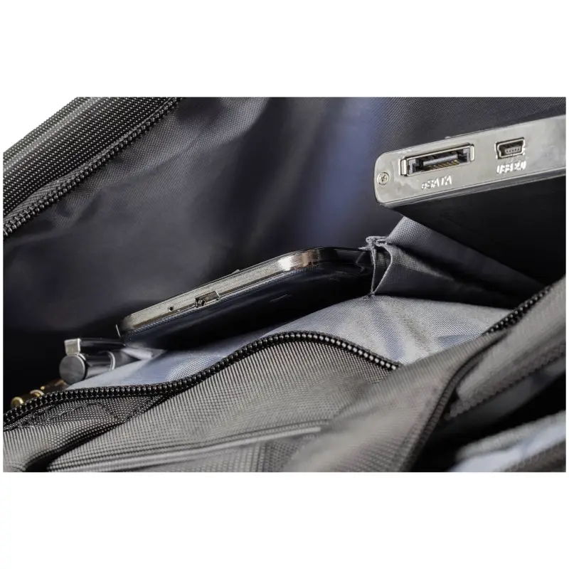 Rivacase 8231 Laptop Bag 15,6  black