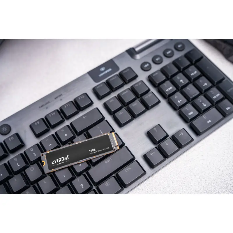 Crucial T705                 2TB PCIe Gen5 NVMe M.2 SSD