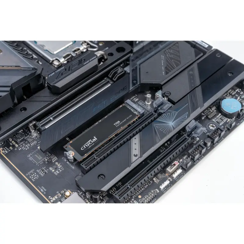 Crucial T705                 2TB PCIe Gen5 NVMe M.2 SSD