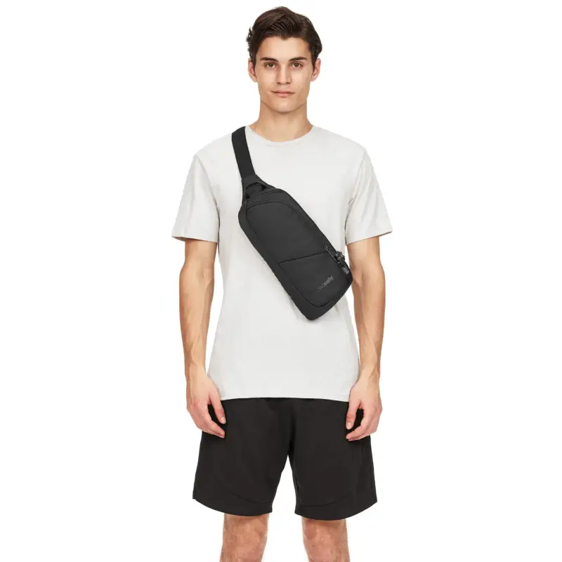 Pacsafe Vibe 150 Sling Pack / Pacsafe V Action Sling czarna