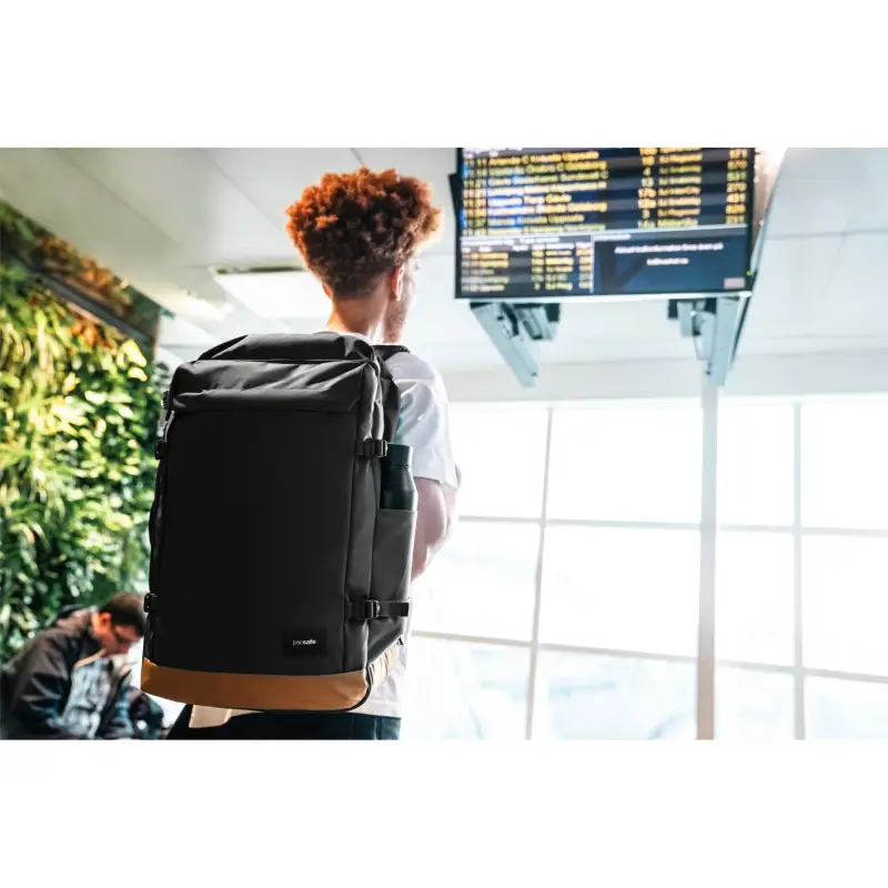 Pacsafe GO 44l Carry-on plecak czarny