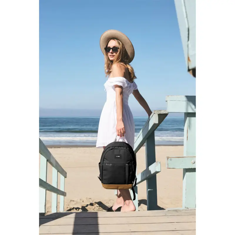 Pacsafe GO 15l plecak czarny