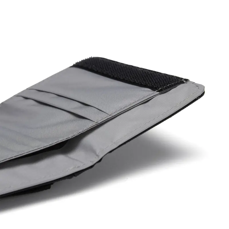 Pacsafe RFIDsafe Trifold Wallet schwarz