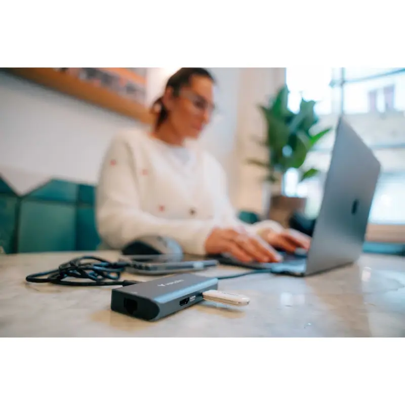 Verbatim Plectra White 512GB USB-C Flash Drive          30231