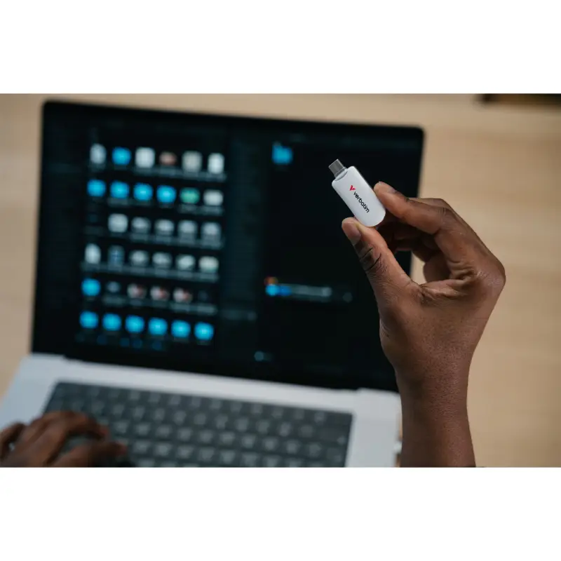 Verbatim Plectra White 512GB USB-C Flash Drive          30231