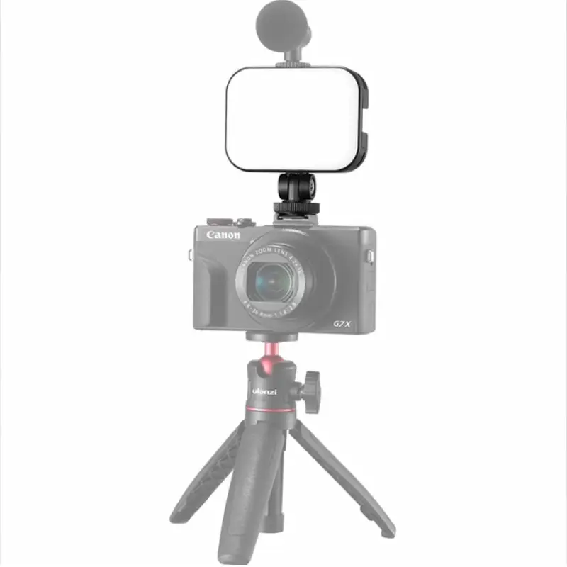 Lampa diodowa LED Ulanzi VIJIM VL100C 2500-6500K