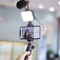 Lampa diodowa LED Ulanzi VIJIM VL100C 2500-6500K