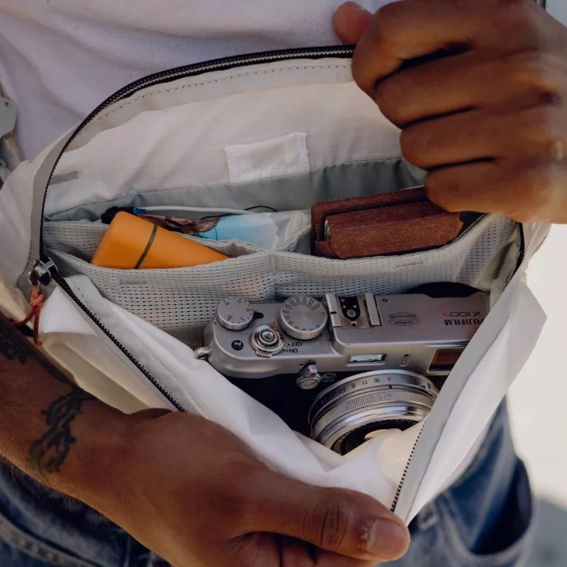 Torba Peak Design Outdoor Sling 2L Biała