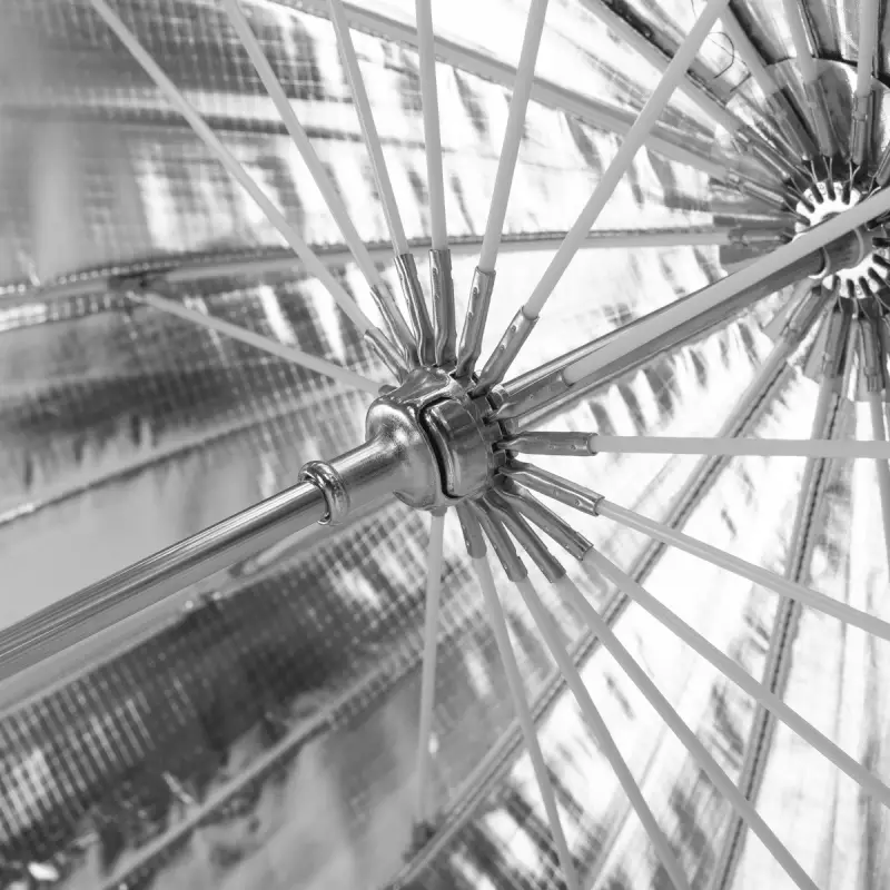 GlareOne Orb 150 Silver - srebrny parasol z dyfuzorem