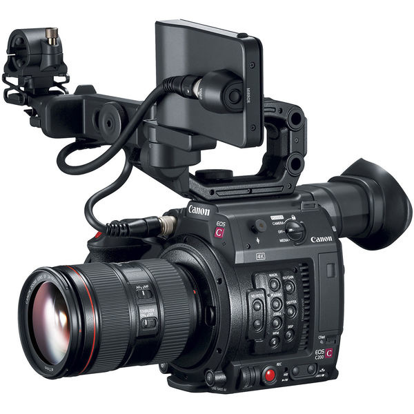 Kamera Canon C200 + 24-105 USM II IS 
