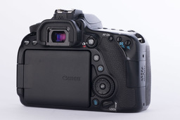 Używany aparat Canon EOS 80D 