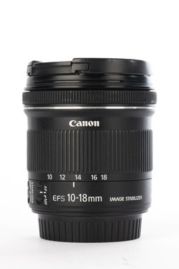 Uzywany obiektyw Canon 10-18 mm f 4,5-5,6 IS STM 